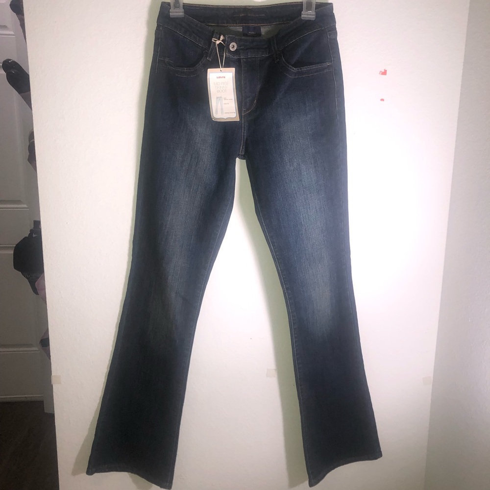 NWT Levis Midrise Skinny Bootcut Jeans Size 6m